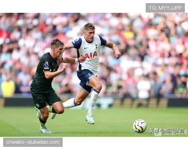 即时战报:热刺半场0-2落后于布伦特福德,维萨、姆贝莫破门